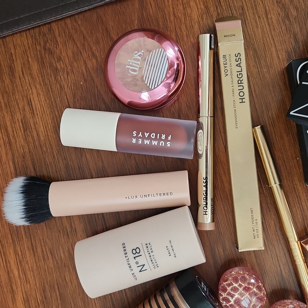 Makeup Bundle - High End! - Picture 2 of 12